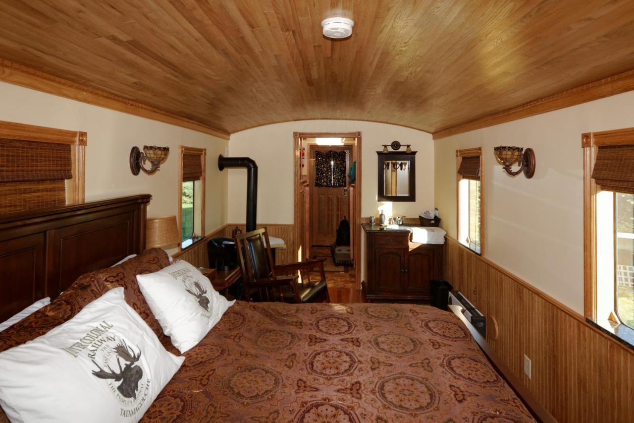 Clearview Station & Caboose B&B Creemore Dış mekan fotoğraf